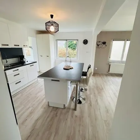 בית נופש Le De La Baie A Velo *