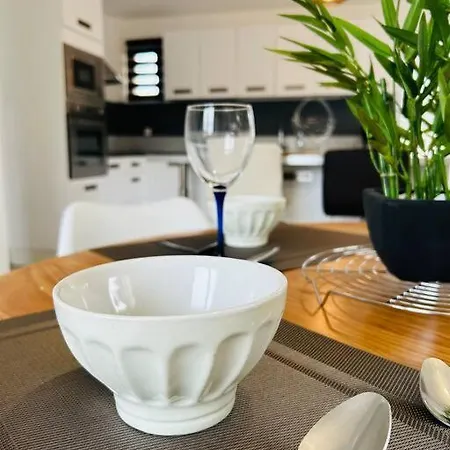 בית נופש Le De La Baie A Velo